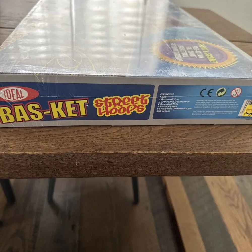 Bas-ket Street Hoops New Sealed